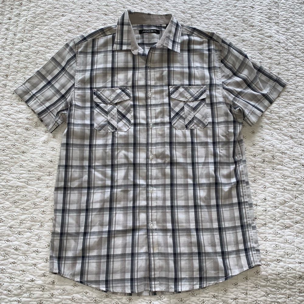 Men’s Collared Short Sleeve Shirt